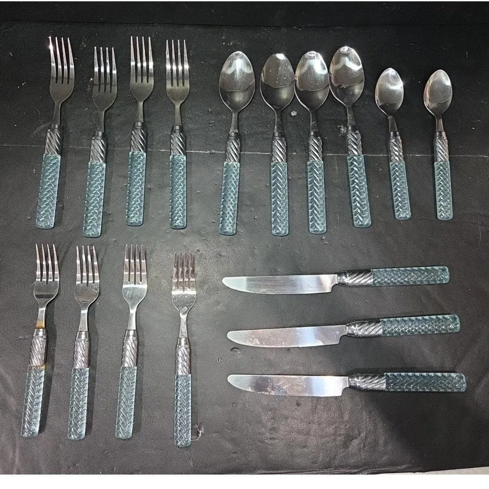 Acrylic Blue Handled Utensils, 17 Piece Set, Plastic Handles, Stainless‎ Steel